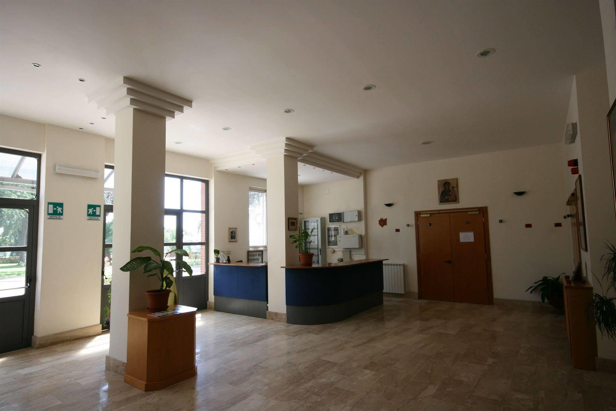 Parco Santa Rita Hotel Sacrofano Luaran gambar